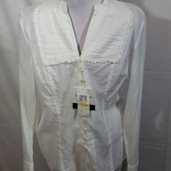 NWT Calvin Klein White Button Down Top Size Medium - Picture 3 of 9